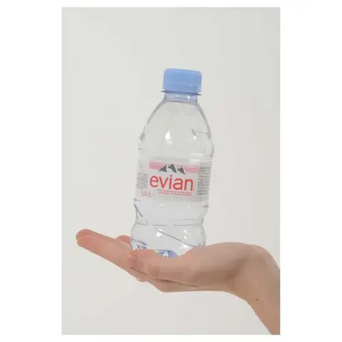 EVIAN Pack de 24 bouteilles plastiques d'eau de 33 cl